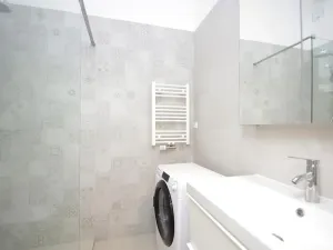 Pronájem bytu 1+1, Praha - Vinohrady, Polská, 42 m2