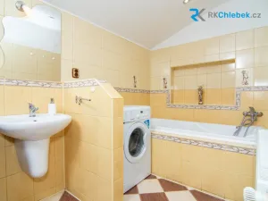 Prodej rodinného domu, Kozlovice, 283 m2