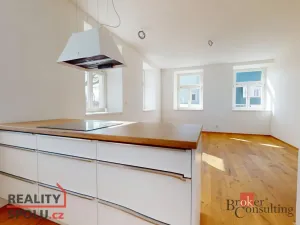 Prodej bytu 3+kk, Liberec - Liberec II-Nové Město, Na Ladech, 93 m2