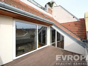 Pronájem bytu 2+kk, Praha - Podolí, Nedvědovo náměstí, 105 m2