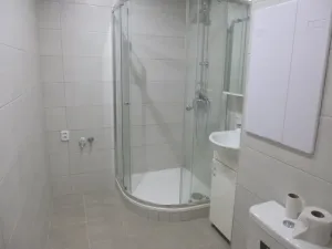 Pronájem bytu 2+1, Děčín - Děčín VI-Letná, Školní, 50 m2