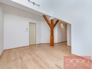 Prodej bytu 2+kk, Praha - Smíchov, Na Zatlance, 53 m2