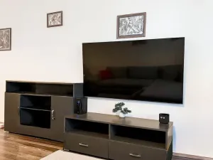 Pronájem bytu 3+kk, Praha - Strašnice, Zvěřinova, 78 m2