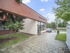 Pronájem obchodního prostoru, Řečany nad Labem, 1. máje, 25 m2