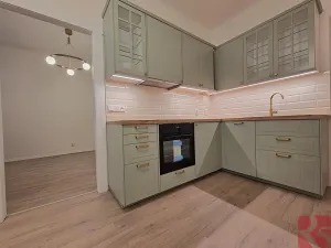 Pronájem bytu 3+kk, Praha - Holešovice, Poupětova, 60 m2