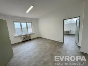 Pronájem kanceláře, Přeštice, Jungmannova, 188 m2