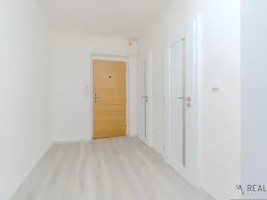 Pronájem bytu 2+1, Ostrava, Zelená, 57 m2