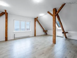 Prodej rodinného domu, Lety, 550 m2