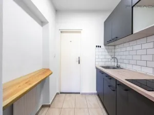 Prodej komerční nemovitosti, Lety, 550 m2