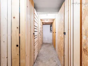 Prodej komerční nemovitosti, Lety, 550 m2