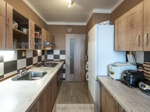 Prodej bytu 3+1, Praha - Řepy, Španielova, 75 m2