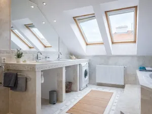 Pronájem bytu 6+kk a větší, Praha - Holešovice, Strojnická, 168 m2