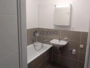Pronájem bytu 2+kk, Praha, Bryksova, 52 m2