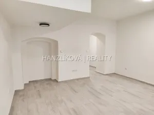 Pronájem kanceláře, České Budějovice - České Budějovice 3, Skuherského, 33 m2