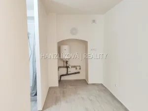 Pronájem kanceláře, České Budějovice - České Budějovice 3, Skuherského, 33 m2