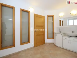 Pronájem komerční nemovitosti, Karlovy Vary - Rybáře, Severní, 84 m2
