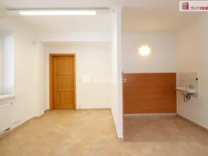 Pronájem komerční nemovitosti, Karlovy Vary - Rybáře, Severní, 84 m2