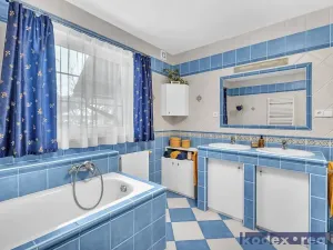 Prodej rodinného domu, Vysoká nad Labem, 263 m2