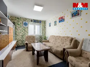 Pronájem bytu 3+1, Jesenice, Školní, 55 m2