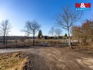 Prodej zahrady, Pardubice, 412 m2