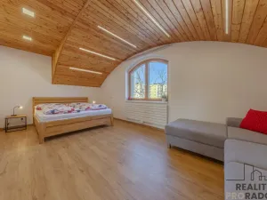 Prodej obchodního prostoru, Jeseník, nám. Svobody, 356 m2