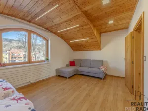 Prodej obchodního prostoru, Jeseník, nám. Svobody, 356 m2