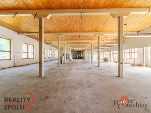 Prodej výrobních prostor, Jablonec nad Jizerou - Buřany, 2696 m2