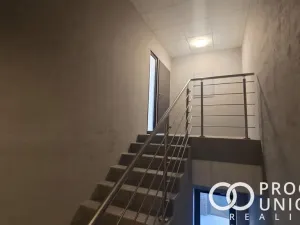 Pronájem obchodního prostoru, Rožnov pod Radhoštěm, Meziříčská, 100 m2