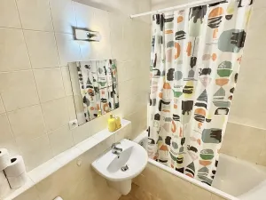 Pronájem bytu 1+kk, Praha - Vysočany, Poděbradská, 36 m2