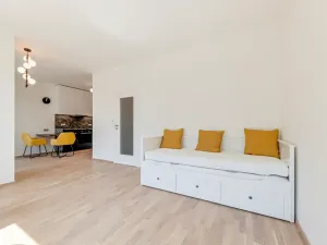Pronájem bytu 1+kk, Praha - Karlín, Breitfeldova, 40 m2