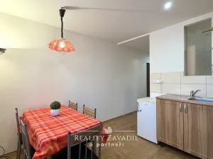Pronájem bytu 1+1, Zlín, Dlouhá, 36 m2