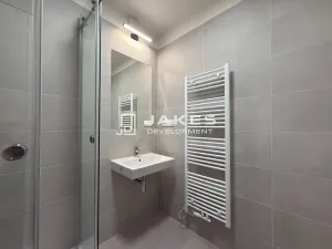 Pronájem bytu 1+kk, Praha - Liboc, Jenečská, 28 m2