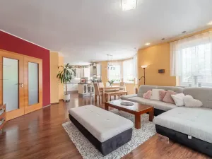 Prodej rodinného domu, Babice, Honzíkova, 389 m2