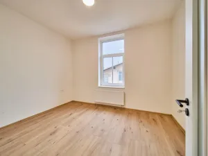 Prodej bytu 2+kk, Trutnov - Horní Staré Město, Horská, 74 m2