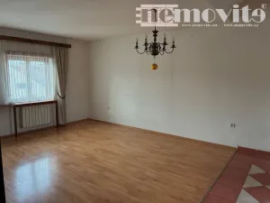 Pronájem bytu 5+kk, Hradec Králové, Československé armády, 110 m2