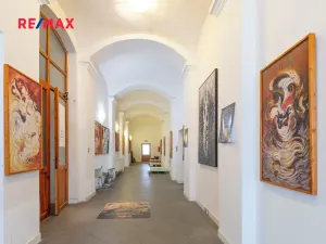 Prodej výrobních prostor, Dašice, náměstí T. G. Masaryka, 2490 m2