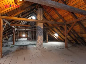 Prodej výrobních prostor, Dašice, náměstí T. G. Masaryka, 2490 m2