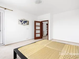 Pronájem bytu 4+1, Šestajovice, Sukova, 204 m2