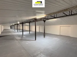 Pronájem skladu, Praha - Kolovraty, K Říčanům, 888 m2