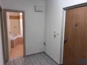 Pronájem bytu 2+kk, Praha - Hostivař, Švehlova, 49 m2