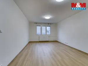 Pronájem bytu 2+1, Plzeň - Lobzy, Revoluční, 57 m2