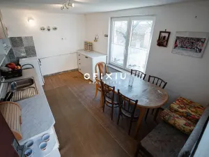 Prodej rodinného domu, Hrušovany nad Jevišovkou, Drnholecká, 160 m2