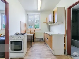 Prodej výrobních prostor, Vojkovice, 12027 m2