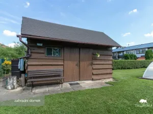 Prodej rodinného domu, Holubice, U Parku, 162 m2