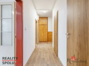 Pronájem bytu 2+1, Sokolov, Karla Čapka, 57 m2