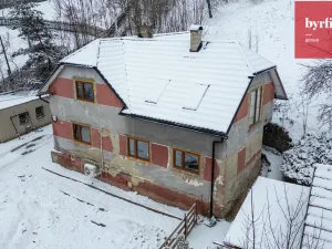 Prodej rodinného domu, Spálov, 250 m2