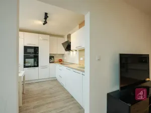 Prodej bytu 3+1, Brno, Schwaigrova, 79 m2