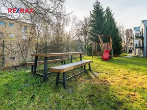 Prodej bytu 1+kk, Tuchoměřice, Ke Kovárně, 53 m2