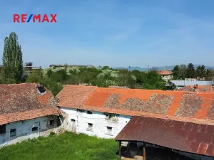 Prodej zemědělského objektu, Počedělice, 2500 m2