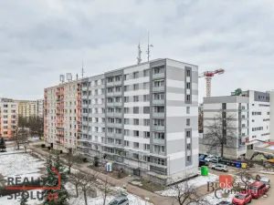 Prodej bytu 3+1, Hradec Králové - Nový Hradec Králové, Mandysova, 77 m2